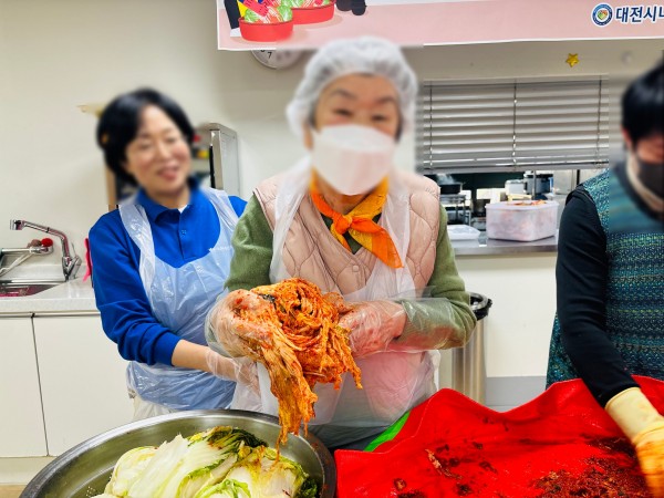 ba5a13976717d375dd1221aed5605b43_1763977