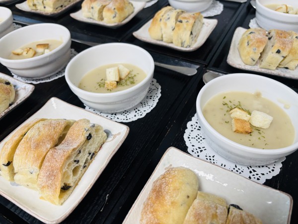 e8ed6ce2b2ec7f1593e9b3b08a86c763_1764402