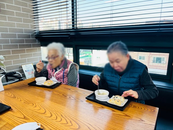 e8ed6ce2b2ec7f1593e9b3b08a86c763_1764402